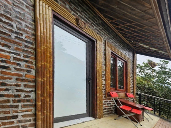 2nd floor Room Nr.1 1 bed – Price 38,5$ - Tầng 2 Phòng số 1 – 1 giường – Giá 38,5 USD